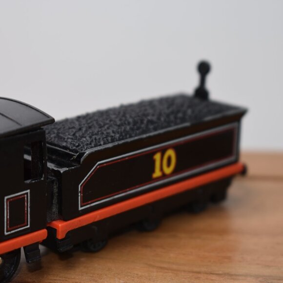 Douglas 10 Bandai Tec 1992 Diecast Trains with Coal Tender Thomas & Friends VTG - Picture 4 of 8